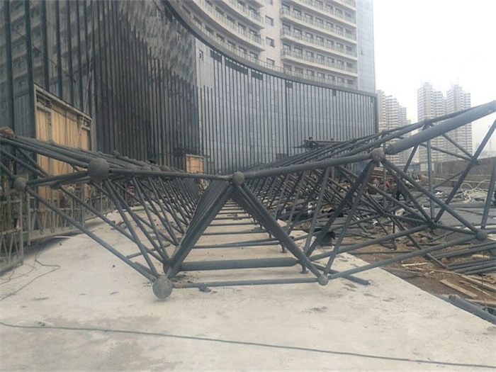 云浮万豪酒店雨棚网架
